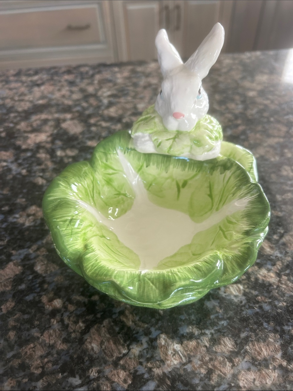 DEPT 56 CERAMIC BUNNY RABBIT CABBAGE BOWL